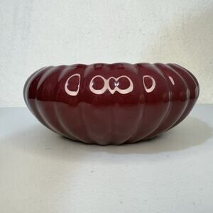 Haeger Pottery Ceramic Art Beehive Planter Maroon Glossy Glaze Ribbed 1998 VTG